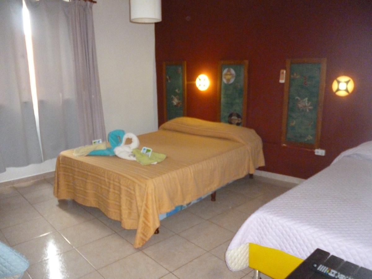 Petit Hotel Panambi Puerto Iguazú Esterno foto