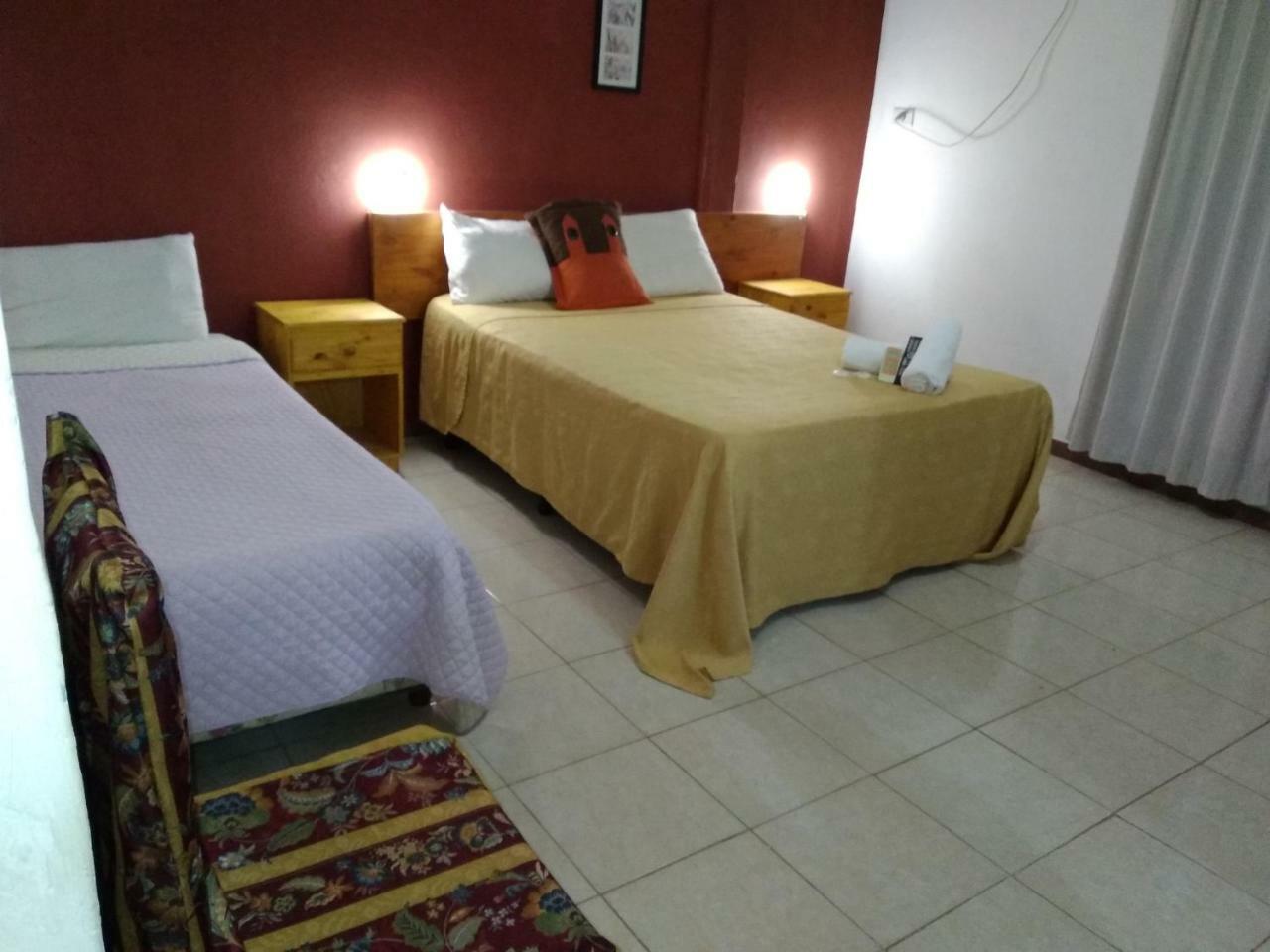 Petit Hotel Panambi Puerto Iguazú Esterno foto